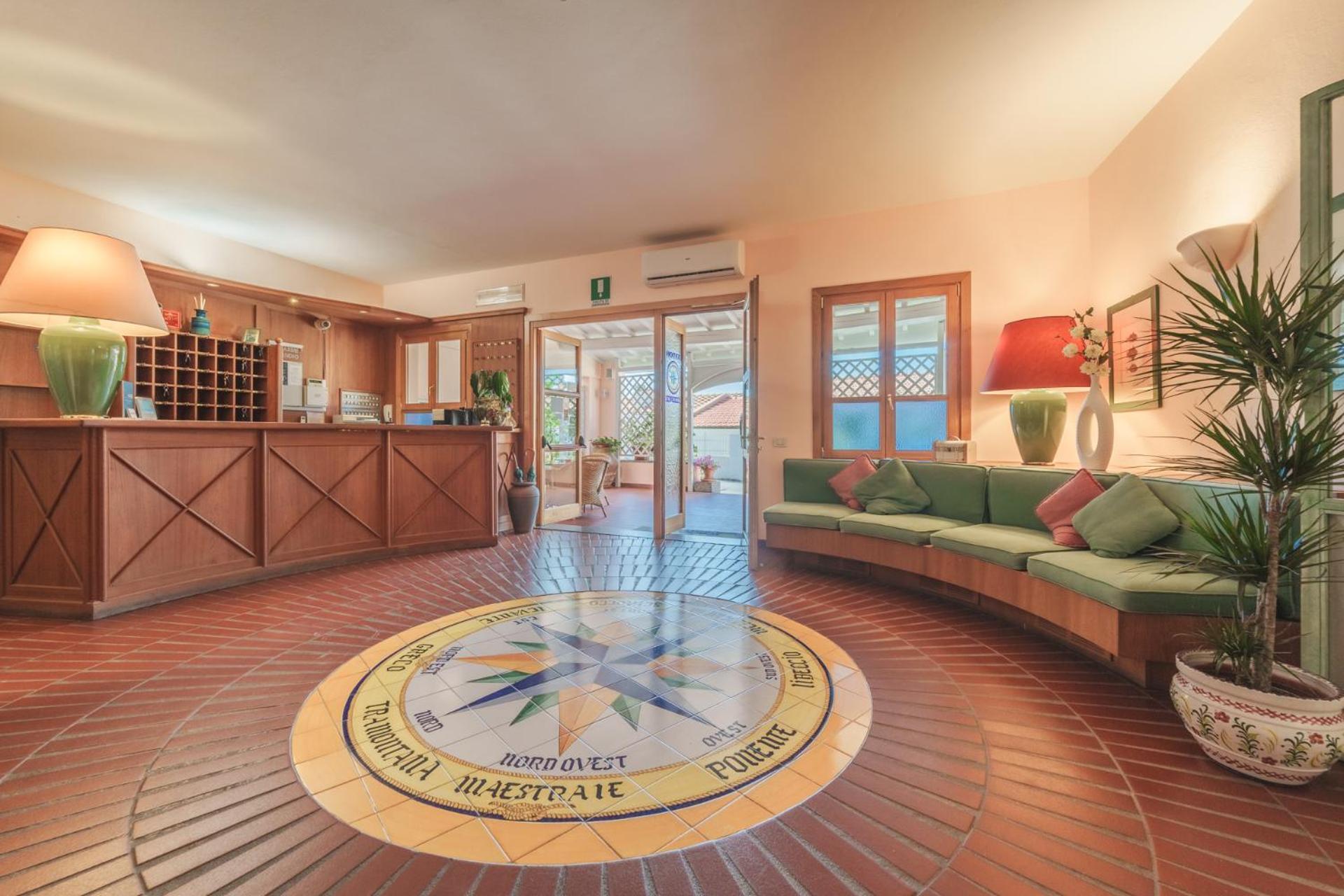 Hotel Lo Scirocco Fetovaia Bagian luar foto