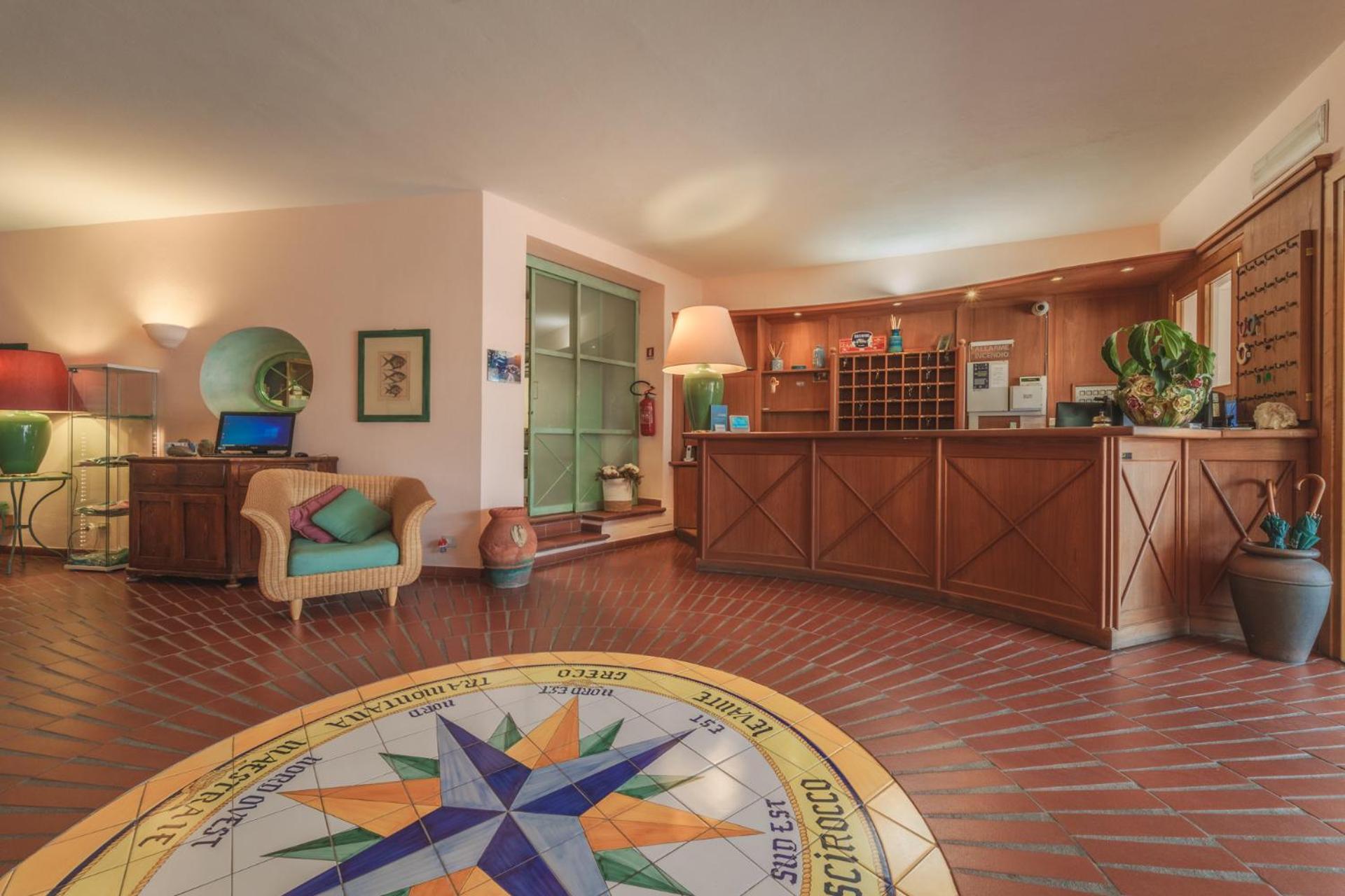 Hotel Lo Scirocco Fetovaia Bagian luar foto